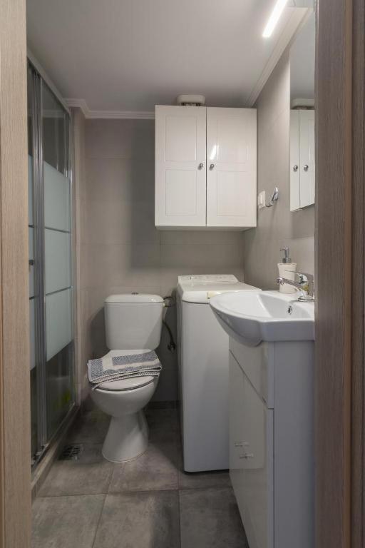 Apartment Lovely For 2 Ppl In *